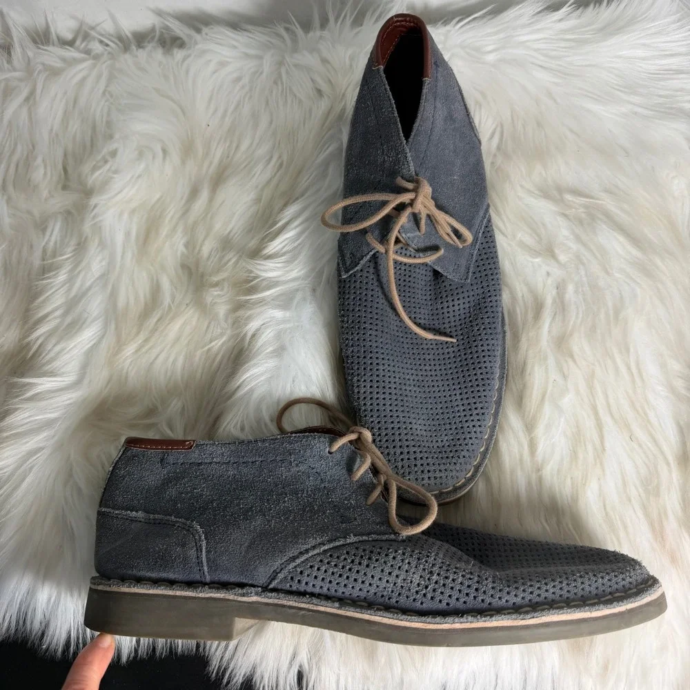 Kenneth Cole Reaction Desert Hill Grey Suede Perforated Chukka Boots Mens 11.5 M